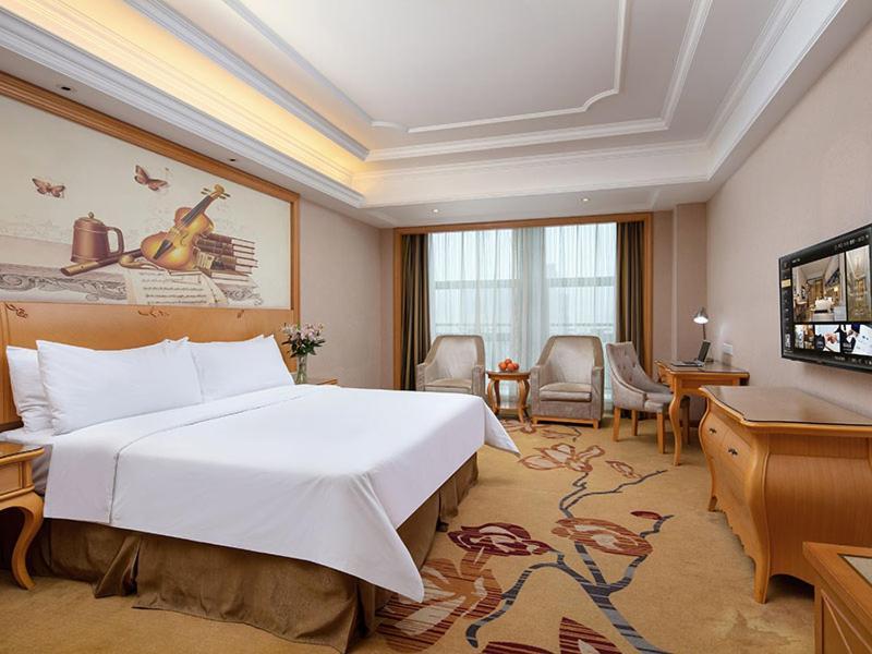 Vienna International Hotel Jiujiang Shili Street ภายนอก รูปภาพ