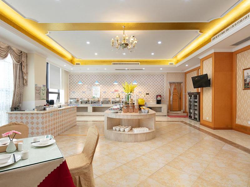 Vienna International Hotel Jiujiang Shili Street ภายนอก รูปภาพ