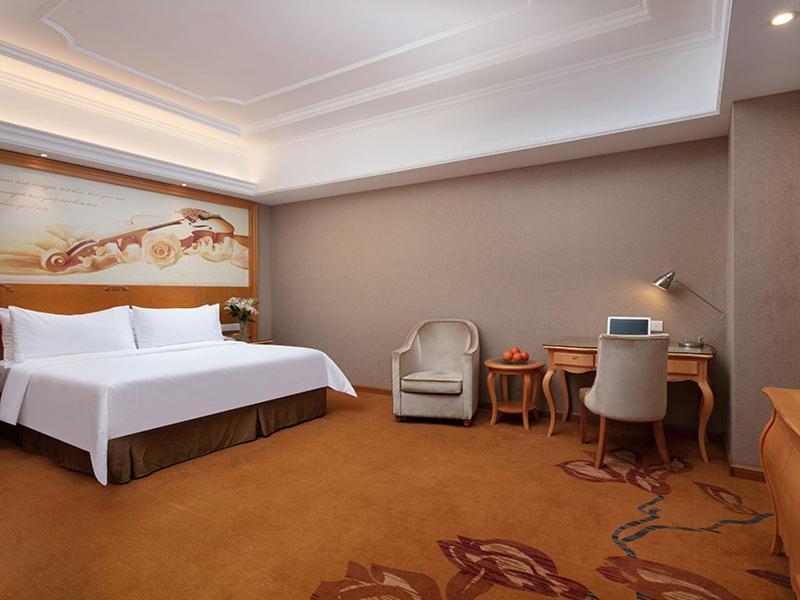 Vienna International Hotel Jiujiang Shili Street ภายนอก รูปภาพ