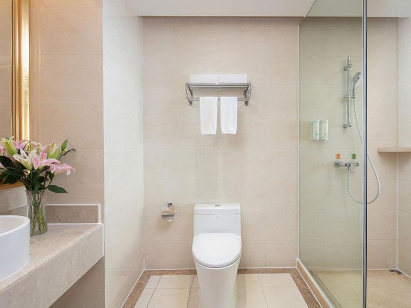 Vienna International Hotel Jiujiang Shili Street ภายนอก รูปภาพ